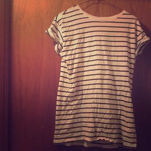 $5/25  Black and White Cuffed Sleeve